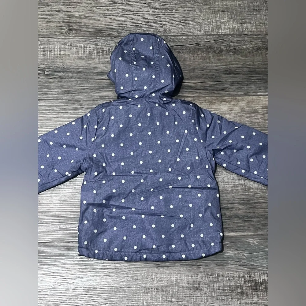 Oshkosh girls light weight jacket.